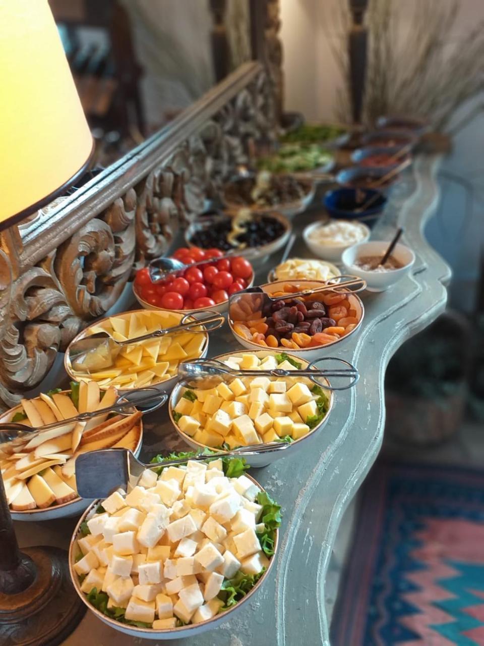 Gullu Konaklari Selçuk Exteriör bild